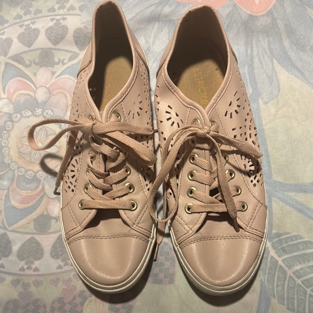 Restricted Pink Sneakers Casual Lace-Up